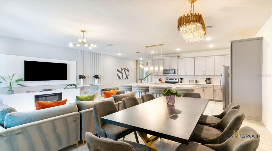 KISSIMMEE, Florida 34747, 5 Bedrooms Bedrooms, ,4 BathroomsBathrooms,Residential,For Sale,TROPICAL PALMS,0,MFRO6362006