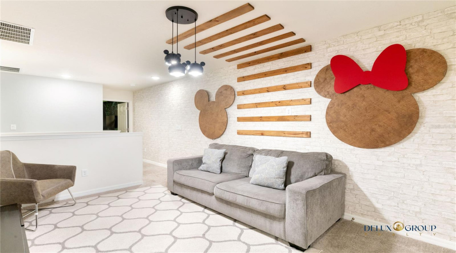 KISSIMMEE, Florida 34747, 5 Bedrooms Bedrooms, ,4 BathroomsBathrooms,Residential,For Sale,TROPICAL PALMS,0,MFRO6362006