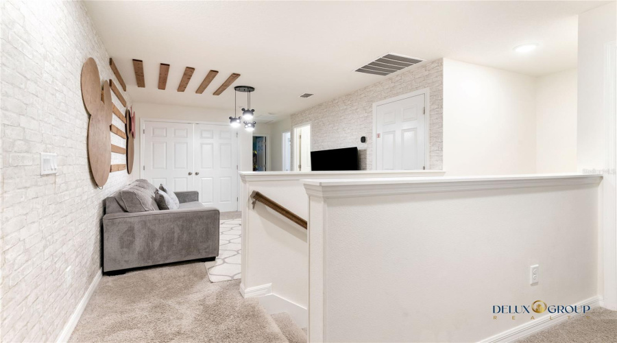 KISSIMMEE, Florida 34747, 5 Bedrooms Bedrooms, ,4 BathroomsBathrooms,Residential,For Sale,TROPICAL PALMS,0,MFRO6362006