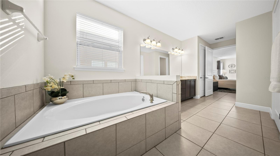 KISSIMMEE, Florida 34747, 9 Bedrooms Bedrooms, ,8 BathroomsBathrooms,Residential,For Sale,MARKER,0,MFRS5138157