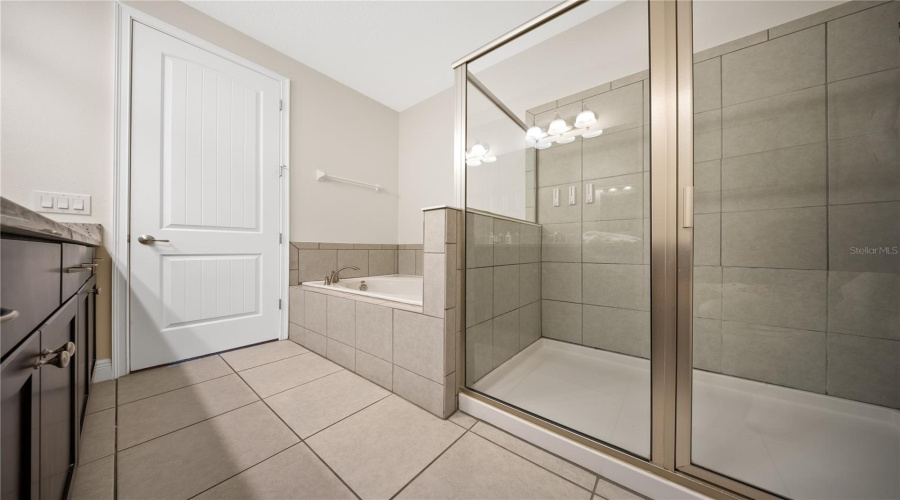 KISSIMMEE, Florida 34747, 9 Bedrooms Bedrooms, ,8 BathroomsBathrooms,Residential,For Sale,MARKER,0,MFRS5138157