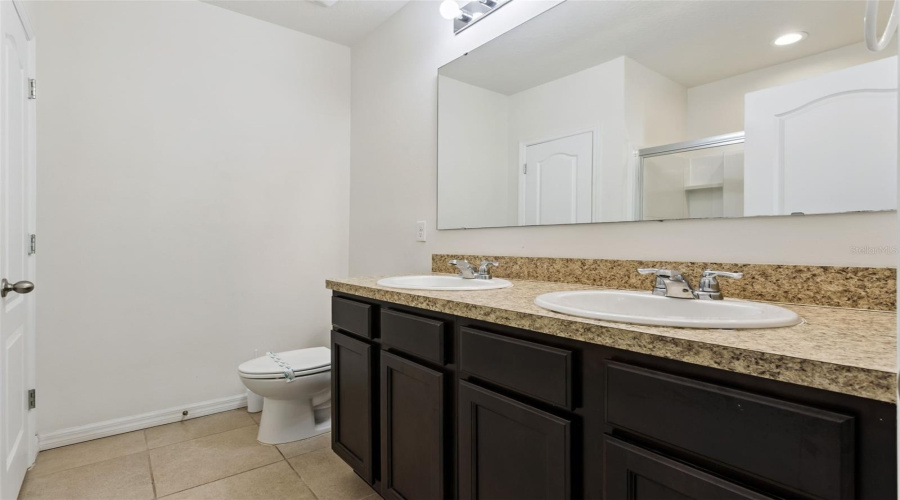 DAVENPORT, Florida 33896, 3 Bedrooms Bedrooms, ,2 BathroomsBathrooms,Residential,For Sale,ARBOR LAKES,0,MFRO6362498