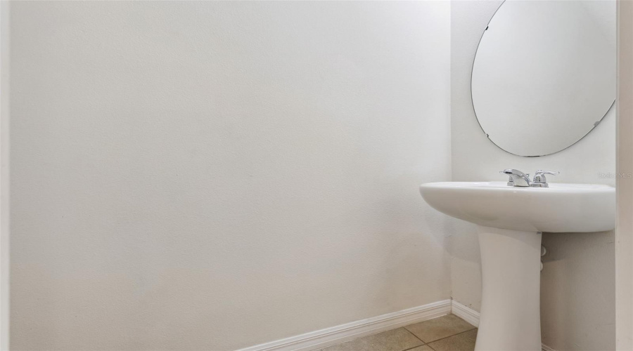 DAVENPORT, Florida 33896, 3 Bedrooms Bedrooms, ,2 BathroomsBathrooms,Residential,For Sale,ARBOR LAKES,0,MFRO6362498