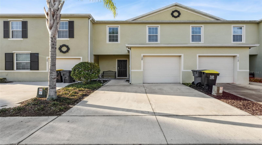 DAVENPORT, Florida 33896, 3 Bedrooms Bedrooms, ,2 BathroomsBathrooms,Residential,For Sale,ARBOR LAKES,0,MFRO6362498
