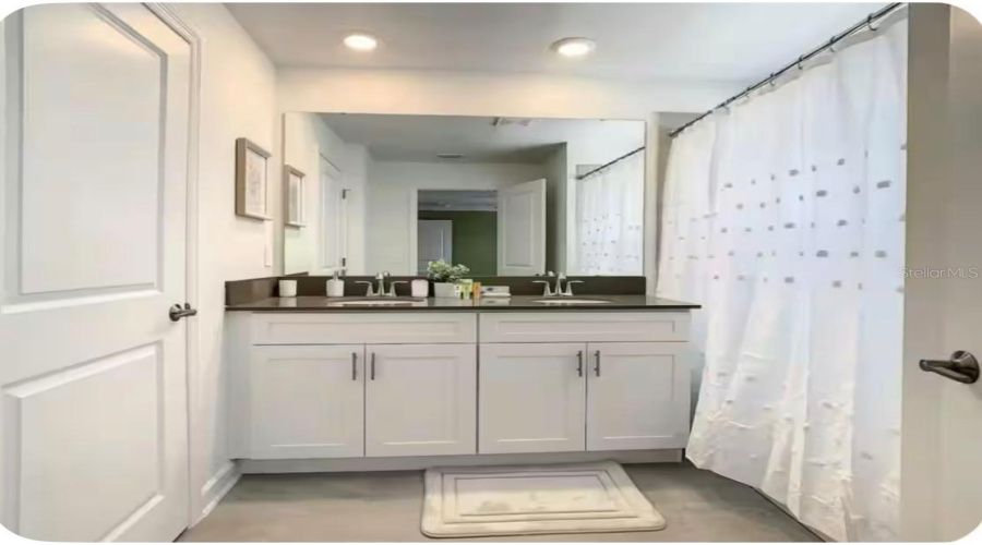 KISSIMMEE, Florida 34746, 4 Bedrooms Bedrooms, ,3 BathroomsBathrooms,Residential,For Sale,SCENE,0,MFRS5138773