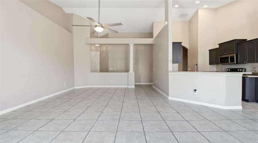 DAVENPORT, Florida 33897, 3 Bedrooms Bedrooms, ,2 BathroomsBathrooms,Residential,For Sale,BRUNELLO,0,MFRL4957362