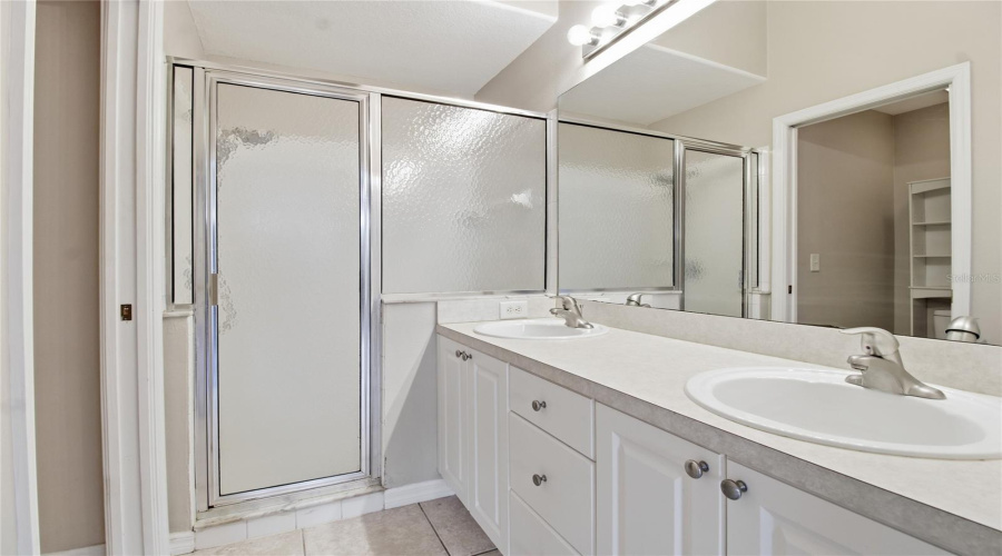 DAVENPORT, Florida 33897, 3 Bedrooms Bedrooms, ,2 BathroomsBathrooms,Residential,For Sale,BRUNELLO,0,MFRL4957362