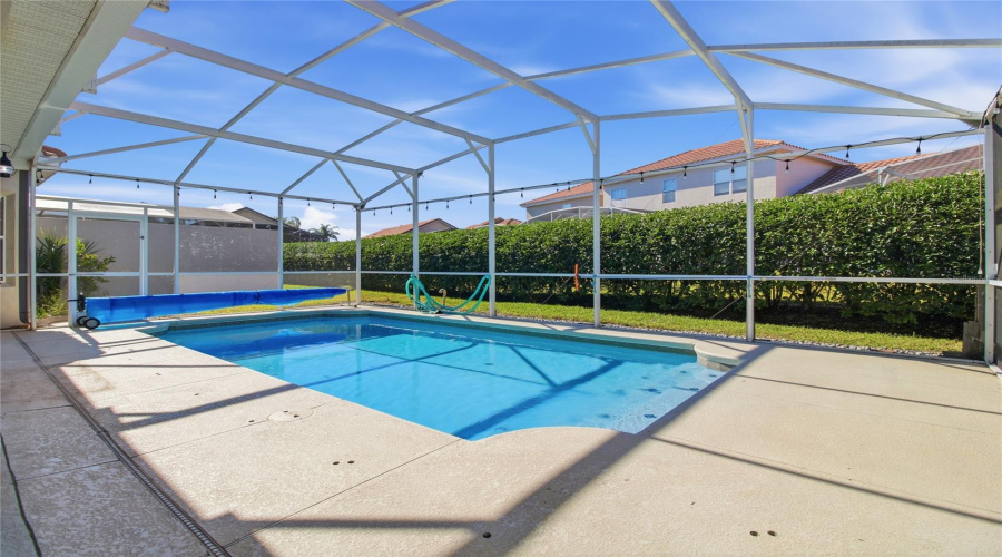 DAVENPORT, Florida 33897, 3 Bedrooms Bedrooms, ,2 BathroomsBathrooms,Residential,For Sale,BRUNELLO,0,MFRL4957362