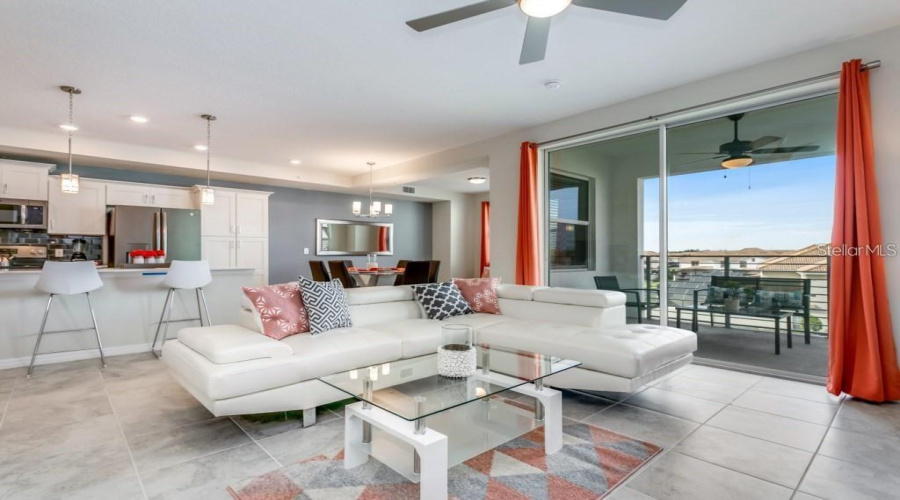 KISSIMMEE, Florida 34746, 2 Bedrooms Bedrooms, ,2 BathroomsBathrooms,Residential,For Sale,PARADOX,0,MFRS5138994