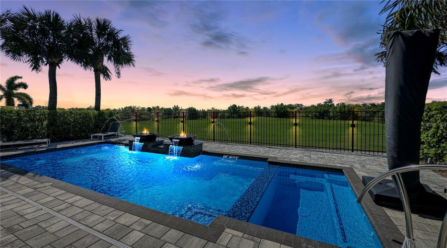 REUNION, Florida 34747, 6 Bedrooms Bedrooms, ,6 BathroomsBathrooms,Residential,For Sale,JACKS CLUB,0,MFRS5139086