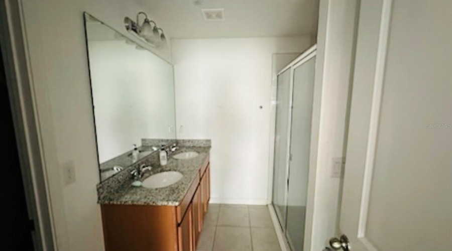 DAVENPORT, Florida 33837, 3 Bedrooms Bedrooms, ,2 BathroomsBathrooms,Residential,For Sale,TAFT,0,MFRO6361383