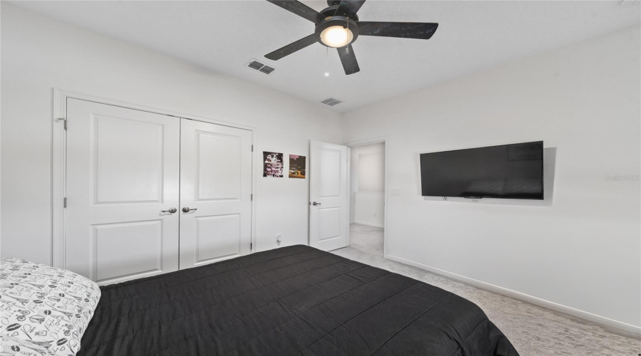 DAVENPORT, Florida 33837, 4 Bedrooms Bedrooms, ,3 BathroomsBathrooms,Residential,For Sale,YORKDALE,0,MFRS5138472