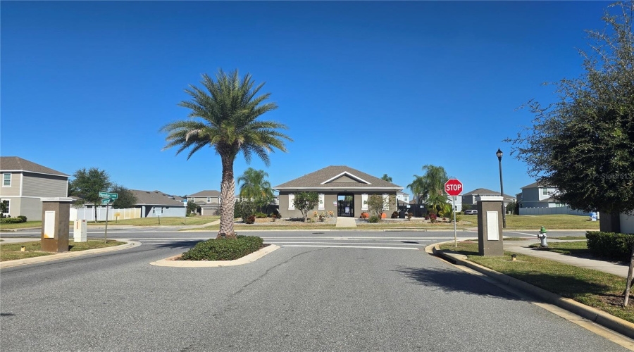 DAVENPORT, Florida 33837, 4 Bedrooms Bedrooms, ,3 BathroomsBathrooms,Residential,For Sale,YORKDALE,0,MFRS5138472