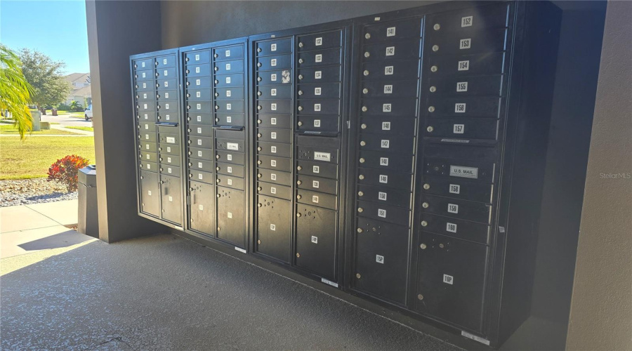 DAVENPORT, Florida 33837, 4 Bedrooms Bedrooms, ,3 BathroomsBathrooms,Residential,For Sale,YORKDALE,0,MFRS5138472