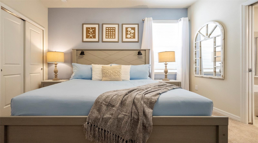 DAVENPORT, Florida 33897, 7 Bedrooms Bedrooms, ,5 BathroomsBathrooms,Residential,For Sale,LILAC,0,MFRO6362758