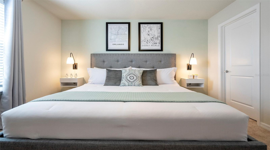 DAVENPORT, Florida 33897, 7 Bedrooms Bedrooms, ,5 BathroomsBathrooms,Residential,For Sale,LILAC,0,MFRO6362758