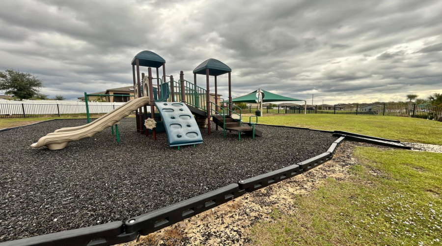 DAVENPORT, Florida 33837, 3 Bedrooms Bedrooms, ,2 BathroomsBathrooms,Residential,For Sale,ORCHID GROVE,0,MFRL4957510