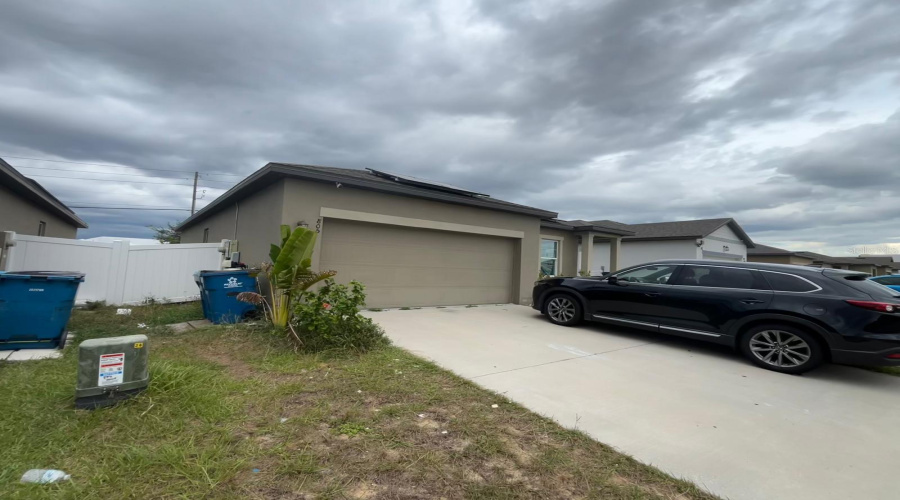 DAVENPORT, Florida 33837, 3 Bedrooms Bedrooms, ,2 BathroomsBathrooms,Residential,For Sale,ORCHID GROVE,0,MFRL4957510