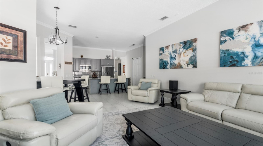 KISSIMMEE, Florida 34746, 4 Bedrooms Bedrooms, ,3 BathroomsBathrooms,Residential,For Sale,WINDWARD OAKS,0,MFRO6361300