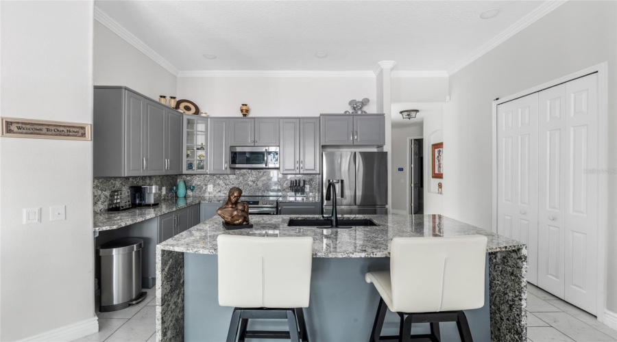 KISSIMMEE, Florida 34746, 4 Bedrooms Bedrooms, ,3 BathroomsBathrooms,Residential,For Sale,WINDWARD OAKS,0,MFRO6361300