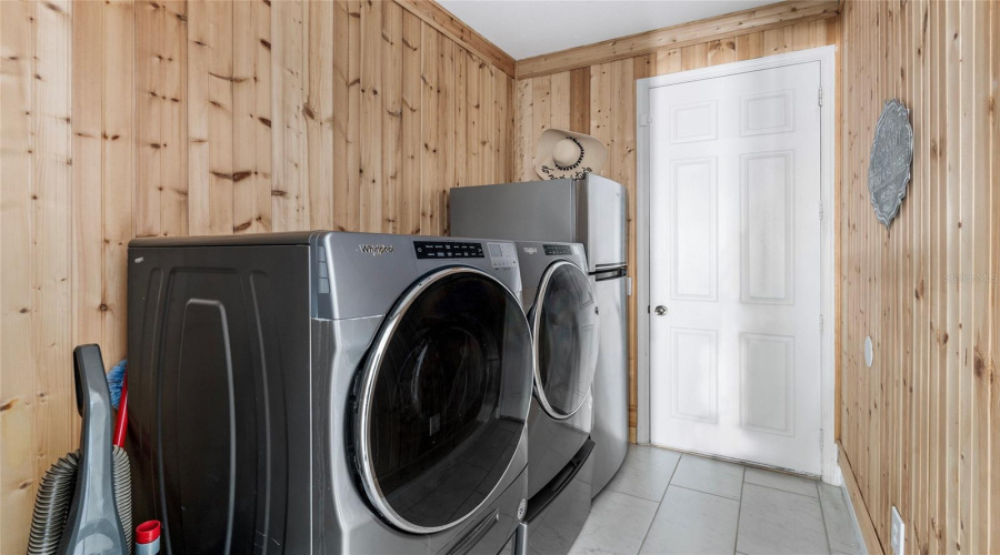 KISSIMMEE, Florida 34746, 4 Bedrooms Bedrooms, ,3 BathroomsBathrooms,Residential,For Sale,WINDWARD OAKS,0,MFRO6361300