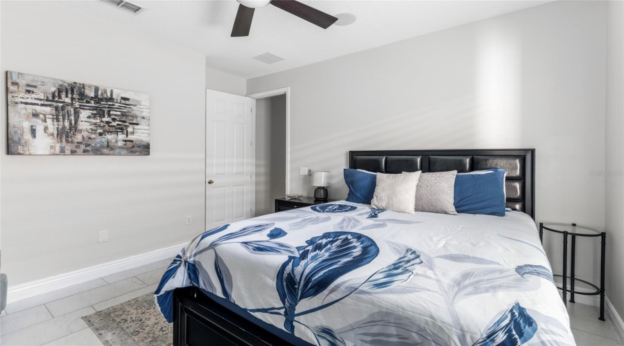 KISSIMMEE, Florida 34746, 4 Bedrooms Bedrooms, ,3 BathroomsBathrooms,Residential,For Sale,WINDWARD OAKS,0,MFRO6361300