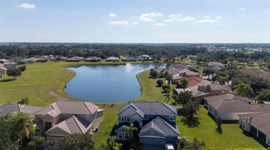 KISSIMMEE, Florida 34746, 4 Bedrooms Bedrooms, ,3 BathroomsBathrooms,Residential,For Sale,WINDWARD OAKS,0,MFRO6361300