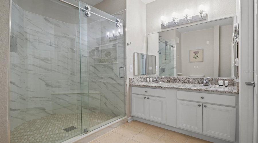 DAVENPORT, Florida 33896, 3 Bedrooms Bedrooms, ,2 BathroomsBathrooms,Residential,For Sale,TERRACE RIDGE,0,MFRP4937105