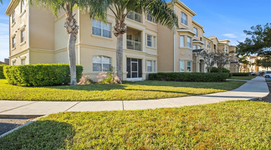 DAVENPORT, Florida 33896, 3 Bedrooms Bedrooms, ,2 BathroomsBathrooms,Residential,For Sale,TERRACE RIDGE,0,MFRP4937105