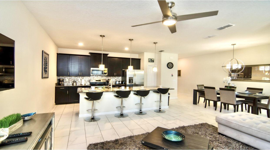 KISSIMMEE, Florida 34746, 4 Bedrooms Bedrooms, ,3 BathroomsBathrooms,Residential,For Sale,ROMEO,0,MFRS5124116