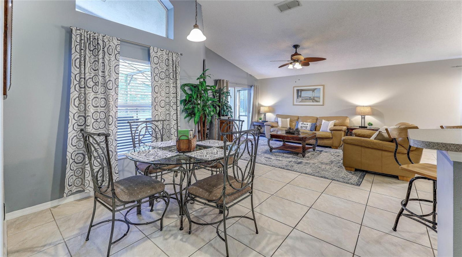 KISSIMMEE, Florida 34746, 4 Bedrooms Bedrooms, ,2 BathroomsBathrooms,Residential,For Sale,HIDEAWAY BEACH,0,MFRS5139158