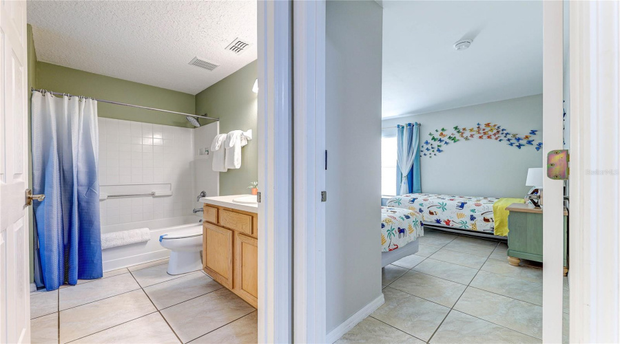 KISSIMMEE, Florida 34746, 4 Bedrooms Bedrooms, ,2 BathroomsBathrooms,Residential,For Sale,HIDEAWAY BEACH,0,MFRS5139158