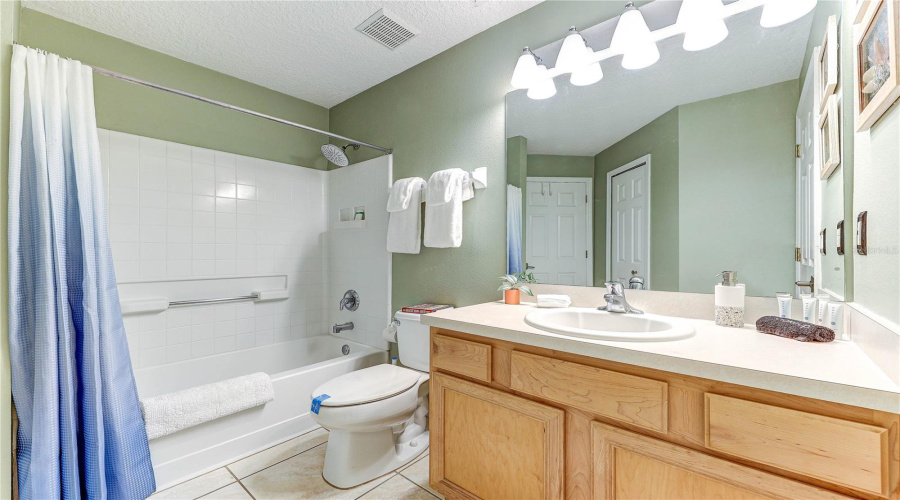 KISSIMMEE, Florida 34746, 4 Bedrooms Bedrooms, ,2 BathroomsBathrooms,Residential,For Sale,HIDEAWAY BEACH,0,MFRS5139158