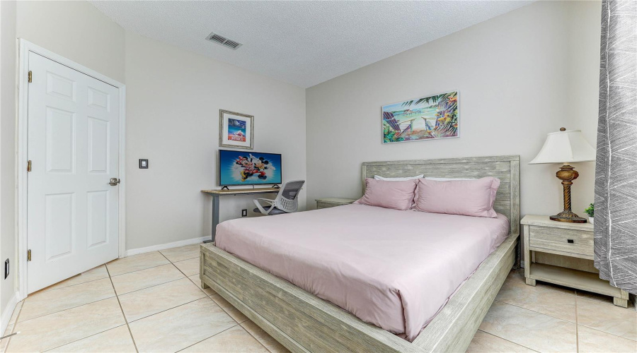 KISSIMMEE, Florida 34746, 4 Bedrooms Bedrooms, ,2 BathroomsBathrooms,Residential,For Sale,HIDEAWAY BEACH,0,MFRS5139158