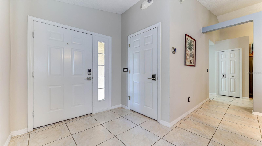 KISSIMMEE, Florida 34746, 4 Bedrooms Bedrooms, ,2 BathroomsBathrooms,Residential,For Sale,HIDEAWAY BEACH,0,MFRS5139158