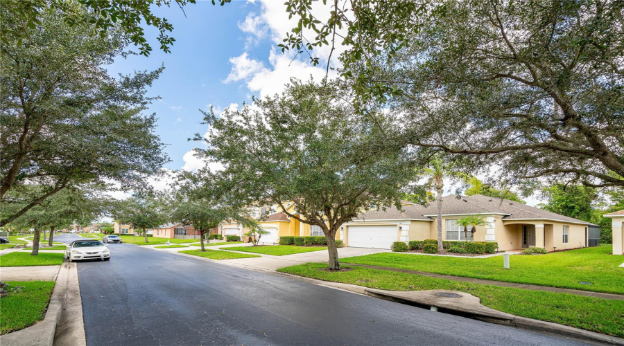 KISSIMMEE, Florida 34746, 4 Bedrooms Bedrooms, ,2 BathroomsBathrooms,Residential,For Sale,HIDEAWAY BEACH,0,MFRS5139158