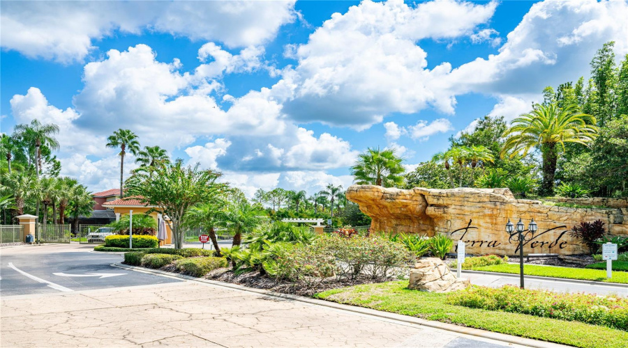 KISSIMMEE, Florida 34746, 4 Bedrooms Bedrooms, ,2 BathroomsBathrooms,Residential,For Sale,HIDEAWAY BEACH,0,MFRS5139158