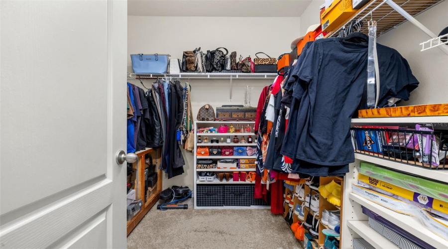 DAVENPORT, Florida 33837, 4 Bedrooms Bedrooms, ,2 BathroomsBathrooms,Residential,For Sale,CHICKASAW,0,MFRS5132328