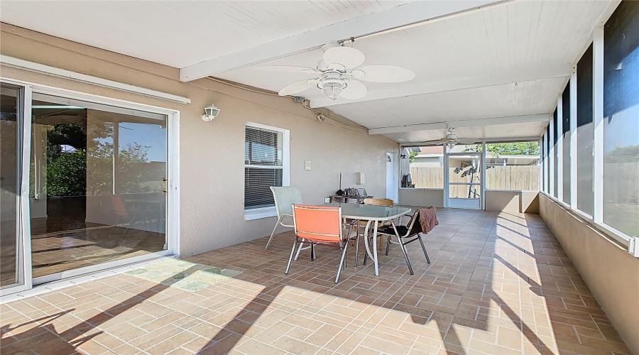 DAVENPORT, Florida 33897, 4 Bedrooms Bedrooms, ,2 BathroomsBathrooms,Residential,For Sale,HALSTEAD,0,MFRS5138446