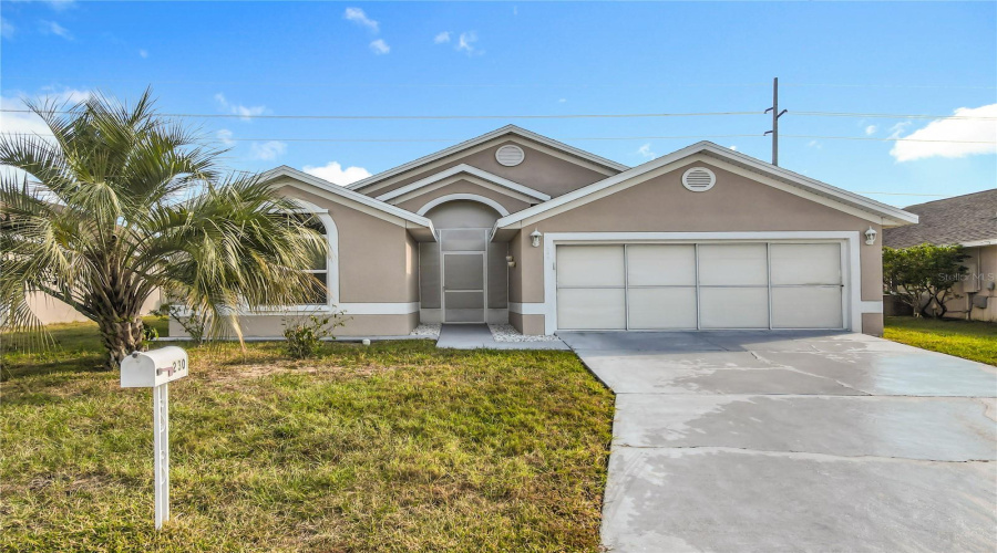 DAVENPORT, Florida 33897, 4 Bedrooms Bedrooms, ,2 BathroomsBathrooms,Residential,For Sale,HALSTEAD,0,MFRS5138446