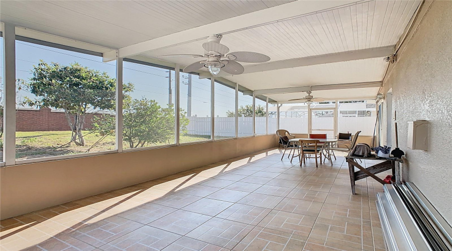 DAVENPORT, Florida 33897, 4 Bedrooms Bedrooms, ,2 BathroomsBathrooms,Residential,For Sale,HALSTEAD,0,MFRS5138446