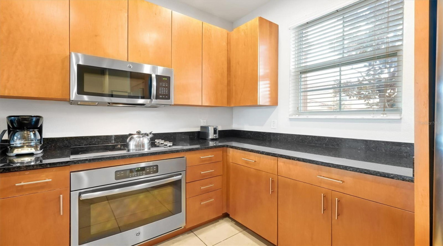 KISSIMMEE, Florida 34746, 2 Bedrooms Bedrooms, ,2 BathroomsBathrooms,Residential,For Sale,BUGATTI,0,MFRO6354323