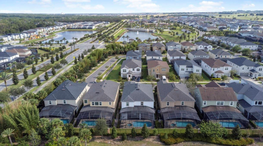 KISSIMMEE, Florida 34747, 9 Bedrooms Bedrooms, ,6 BathroomsBathrooms,Residential,For Sale,SUNSHINE RIDGE,0,MFRO6363130