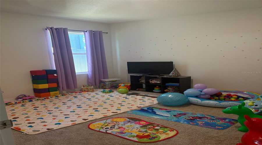 DAVENPORT, Florida 33837, 3 Bedrooms Bedrooms, ,2 BathroomsBathrooms,Residential,For Sale,CHICKASAW,0,MFRS5138625