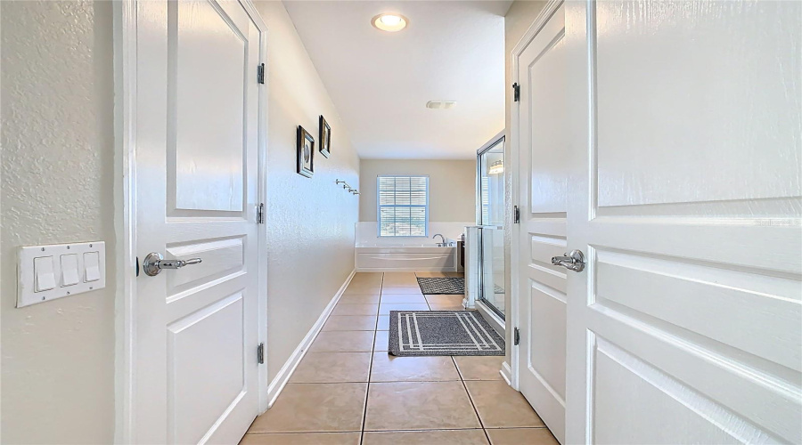 KISSIMMEE, Florida 34747, 6 Bedrooms Bedrooms, ,4 BathroomsBathrooms,Residential,For Sale,ARCHFELD,0,MFRO6362860