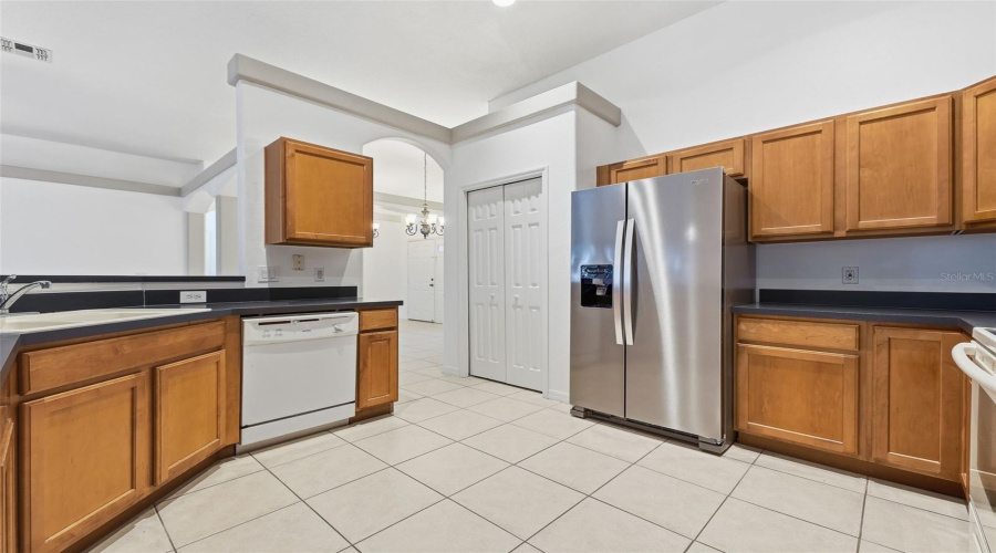 KISSIMMEE, Florida 34746, 3 Bedrooms Bedrooms, ,2 BathroomsBathrooms,Residential,For Sale,EAGLEVIEW,0,MFRO6363152