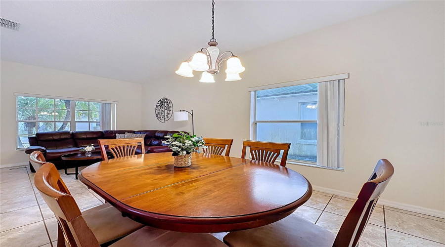 KISSIMMEE, Florida 34746, 5 Bedrooms Bedrooms, ,3 BathroomsBathrooms,Residential,For Sale,CUMBRIAN LAKES,0,MFRG5104929