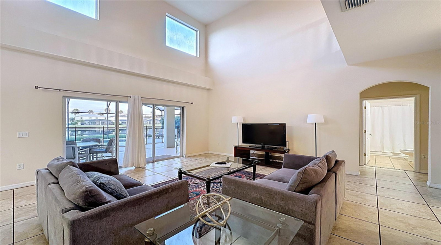 KISSIMMEE, Florida 34746, 5 Bedrooms Bedrooms, ,3 BathroomsBathrooms,Residential,For Sale,CUMBRIAN LAKES,0,MFRG5104929