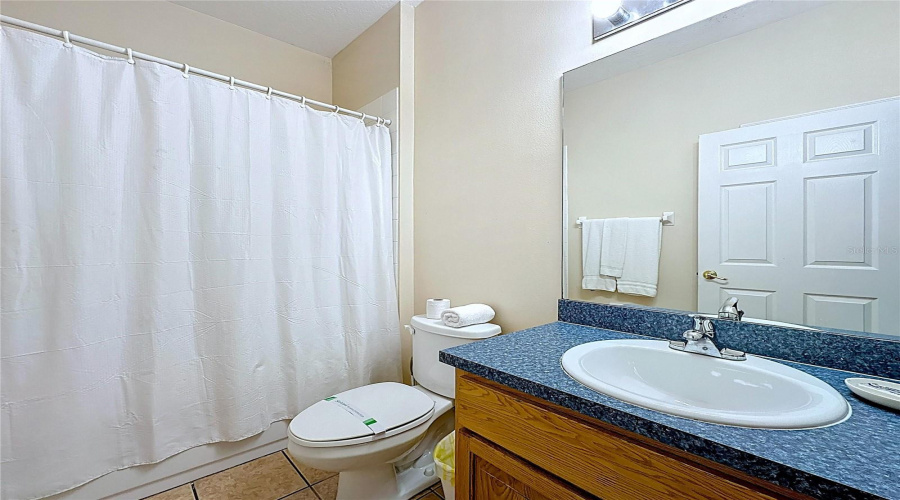 KISSIMMEE, Florida 34746, 5 Bedrooms Bedrooms, ,3 BathroomsBathrooms,Residential,For Sale,CUMBRIAN LAKES,0,MFRG5104929