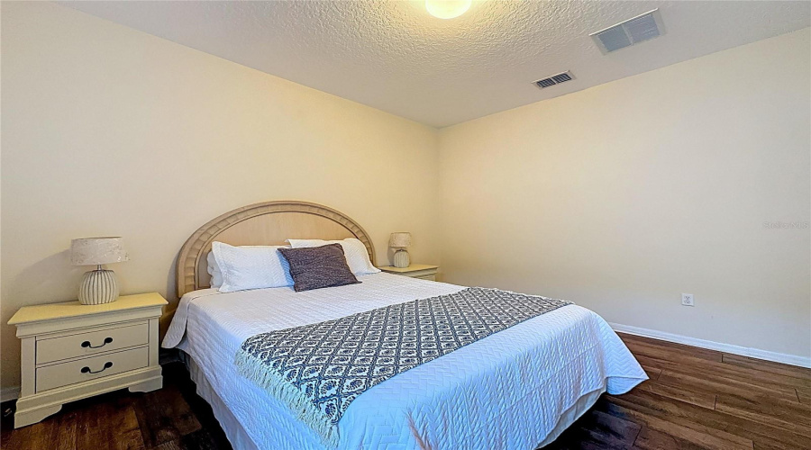 KISSIMMEE, Florida 34746, 5 Bedrooms Bedrooms, ,3 BathroomsBathrooms,Residential,For Sale,CUMBRIAN LAKES,0,MFRG5104929